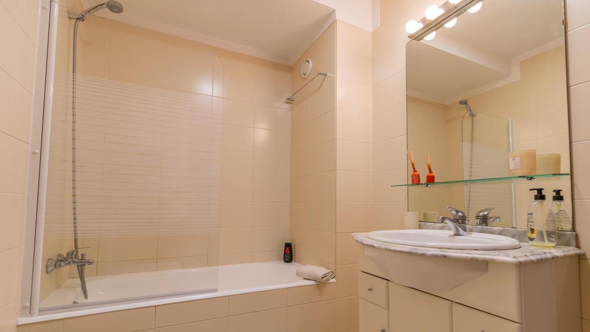 Cozy Downtown Apartment By Unique Hosts ปอร์โต ภายนอก รูปภาพ